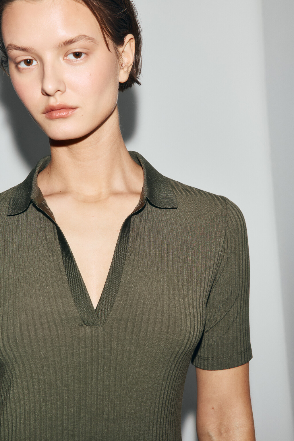 Платье-поло миди в рубчик - цвет зеленый - 5