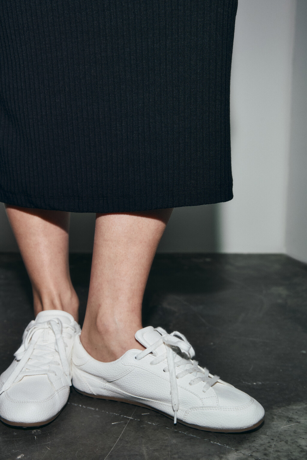 Платье-поло миди в рубчик - цвет черный - 6