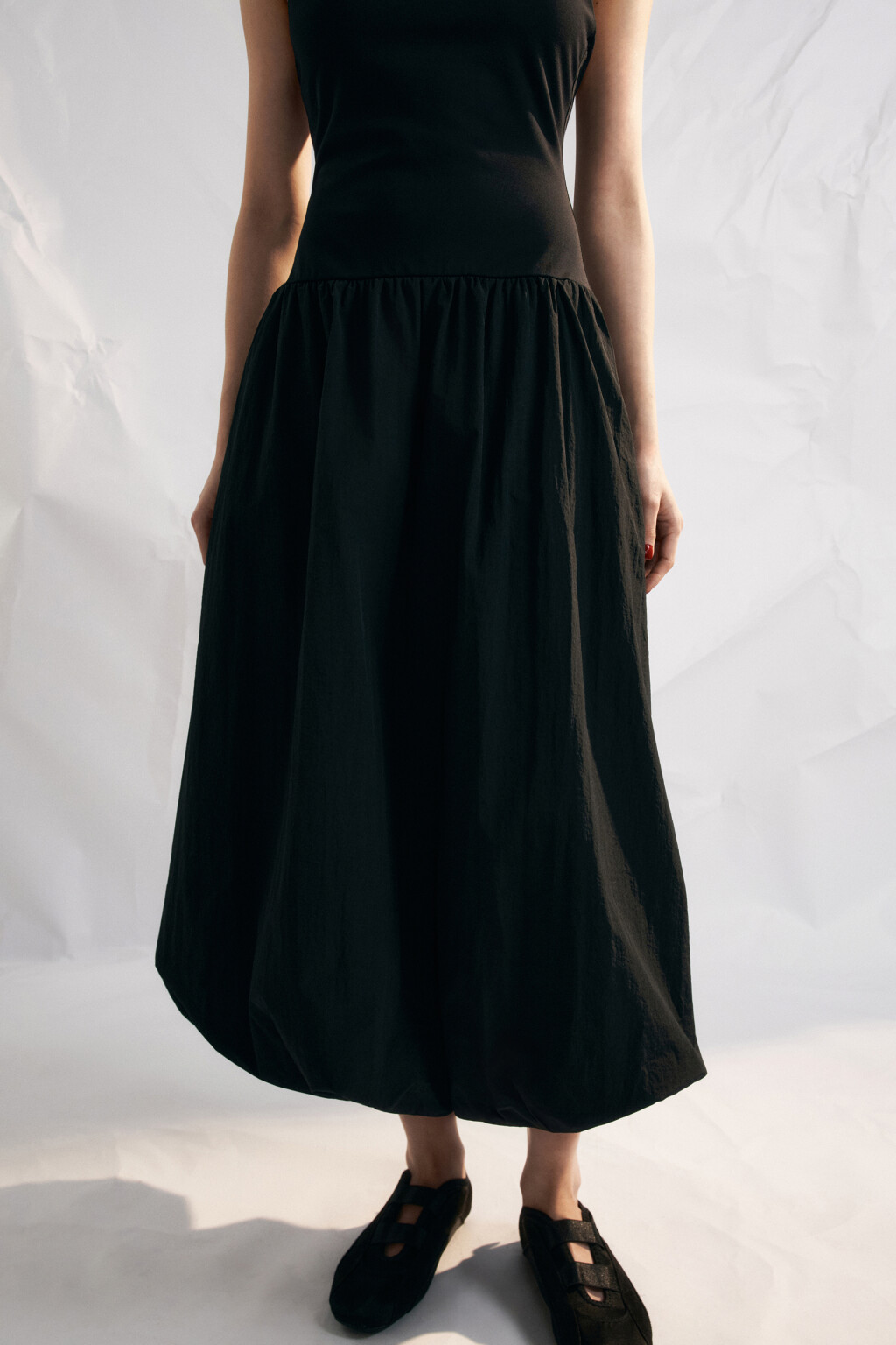 Платье-халтер облегающее с юбкой-баллоном - цвет черный - 4