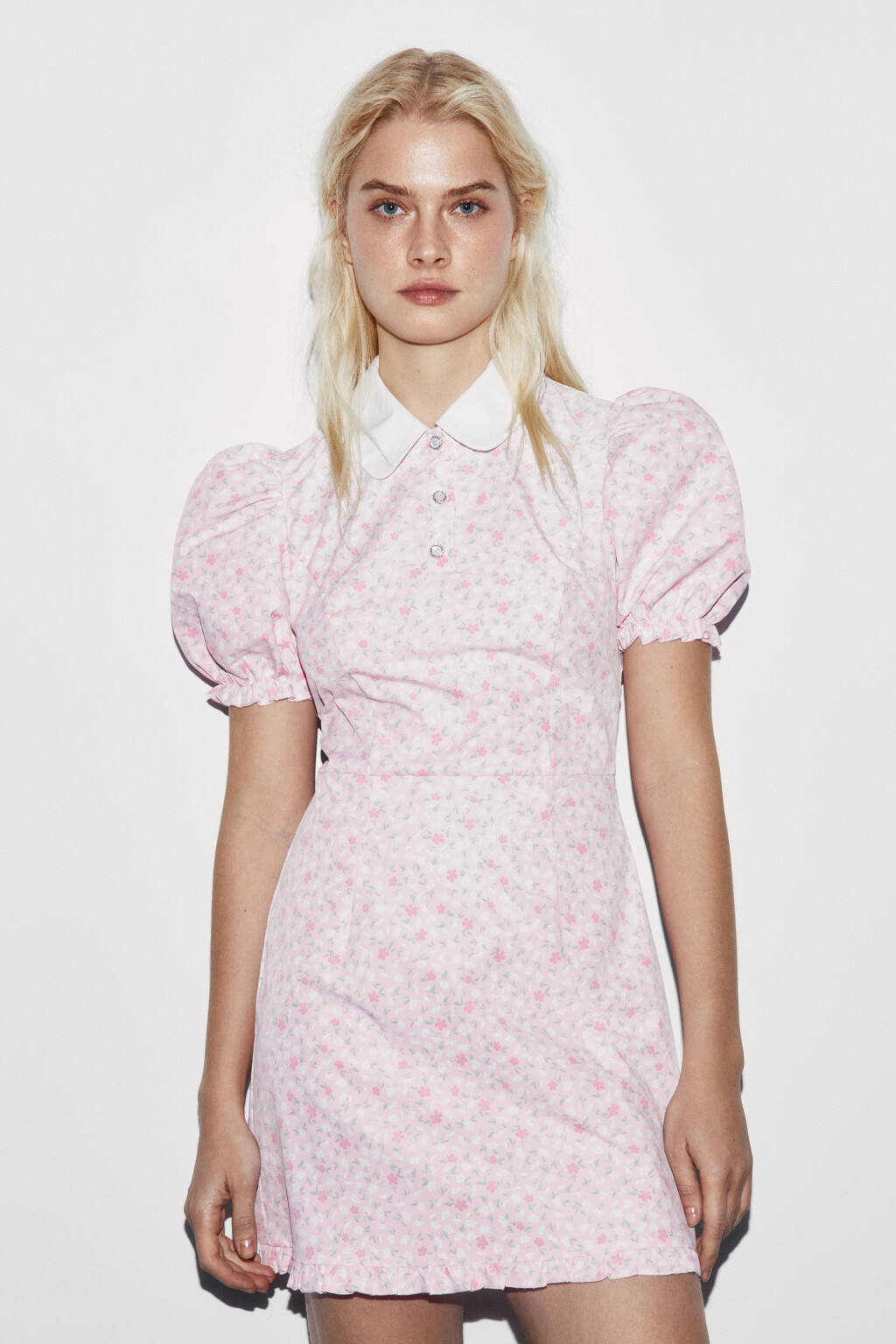 Платье baby-doll мини с цветочным принтом - цвет розовый - 2