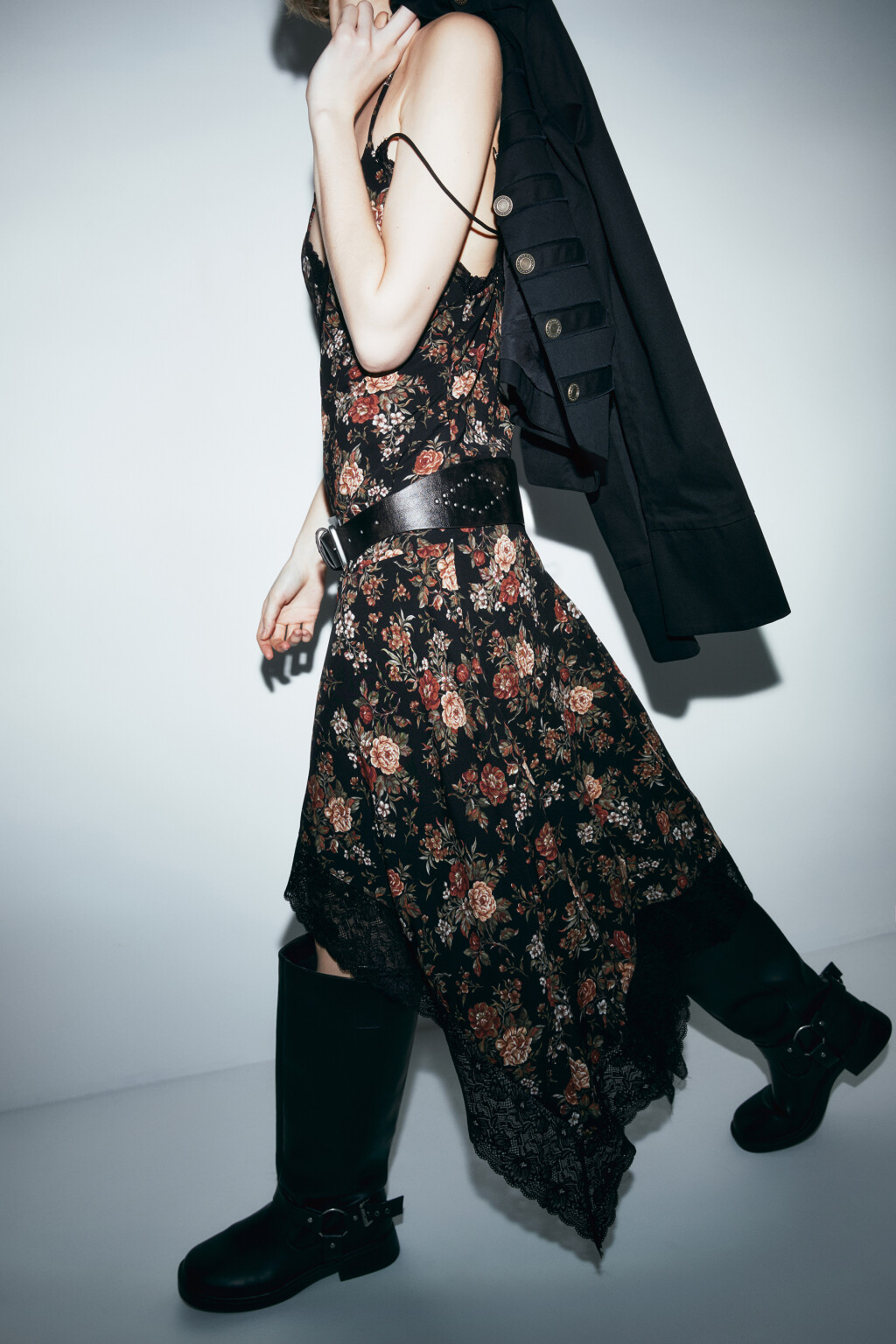 платье асимметричное миди с принтом и кружевом - цвет мультиколор - 2