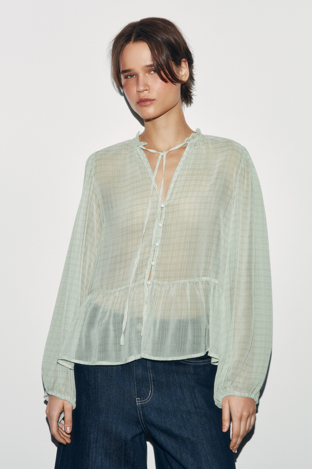 Блузка шифоновая с рукавами на завязках - цвет зеленый - 2