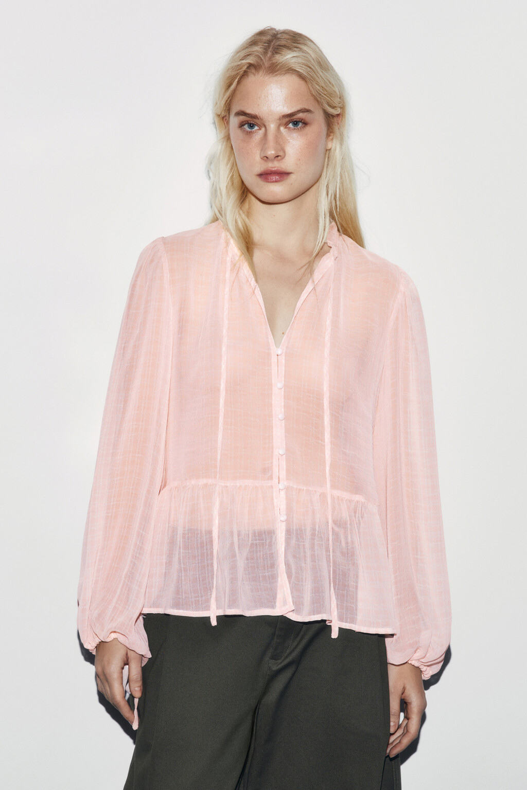 Блузка шифоновая с рукавами на завязках - цвет розовый - 2
