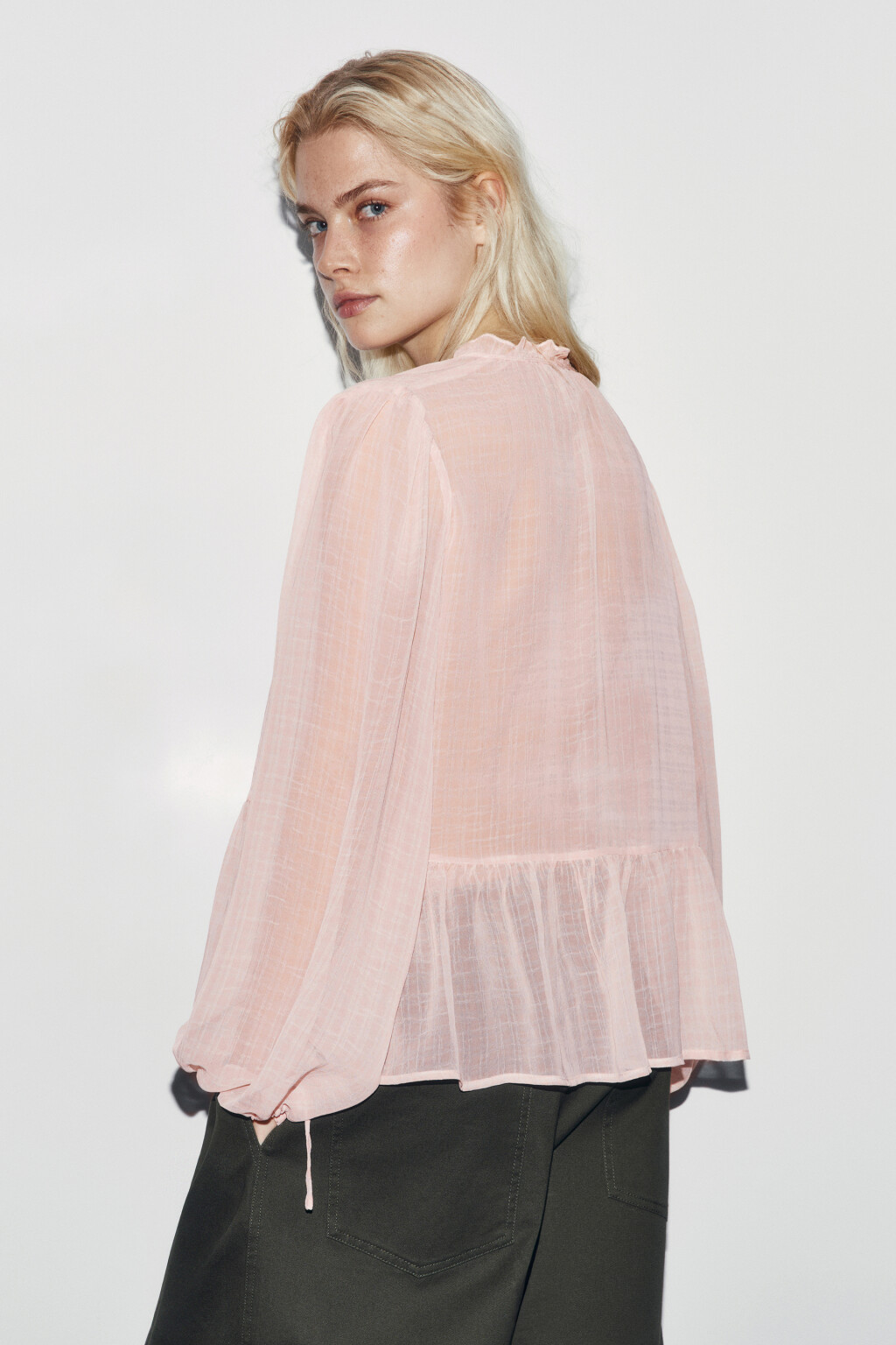 Блузка шифоновая с рукавами на завязках - цвет розовый - 3