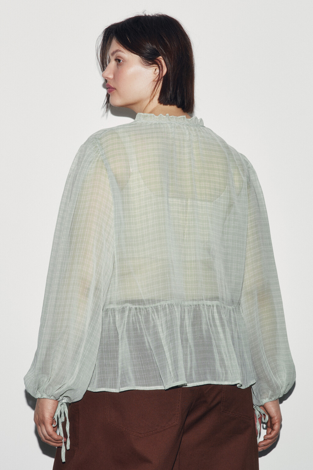 Блузка шифоновая с рукавами на завязках - цвет зеленый - 3