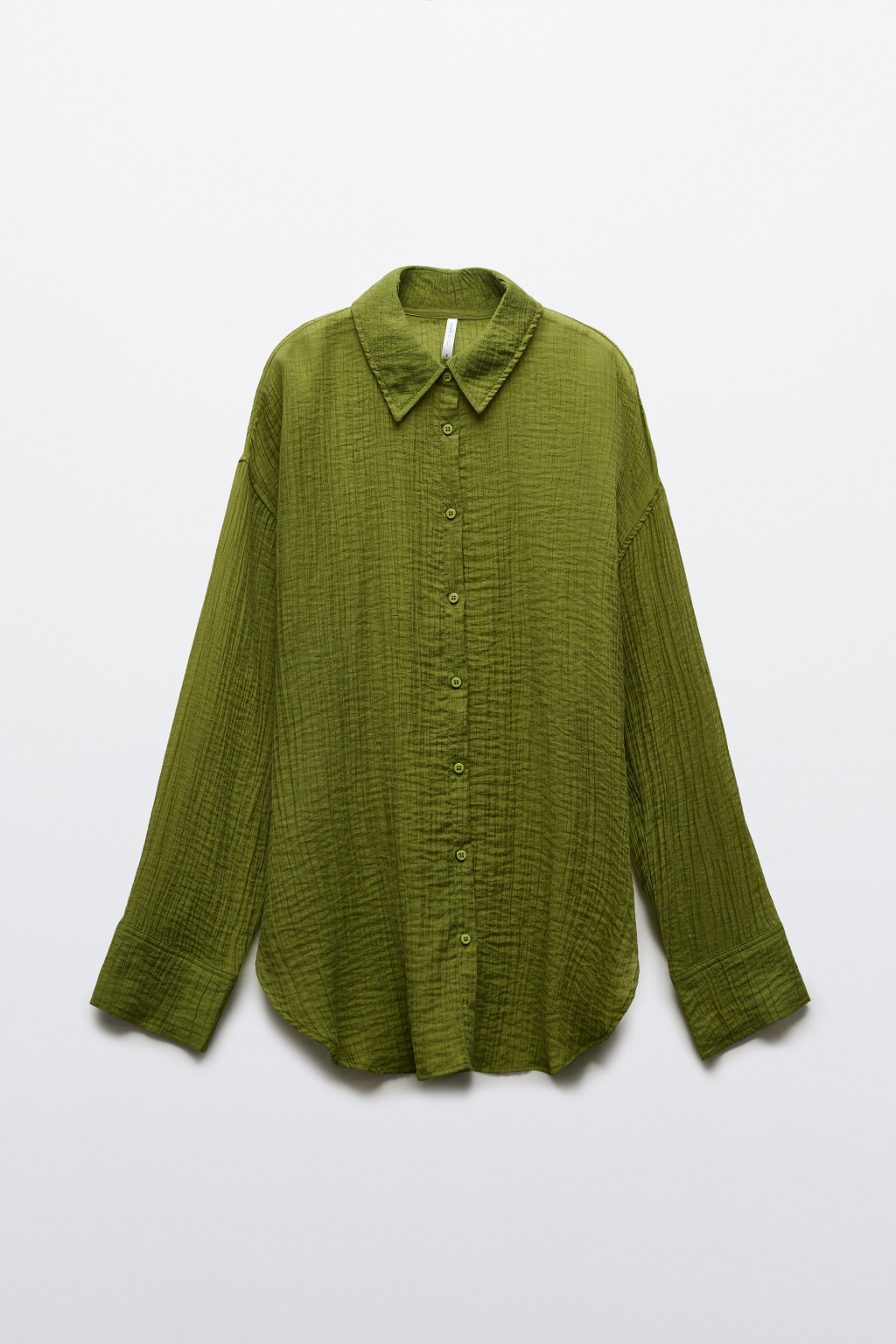 Рубашка оверсайз из фактурного лиоцелла - цвет зеленый - 7