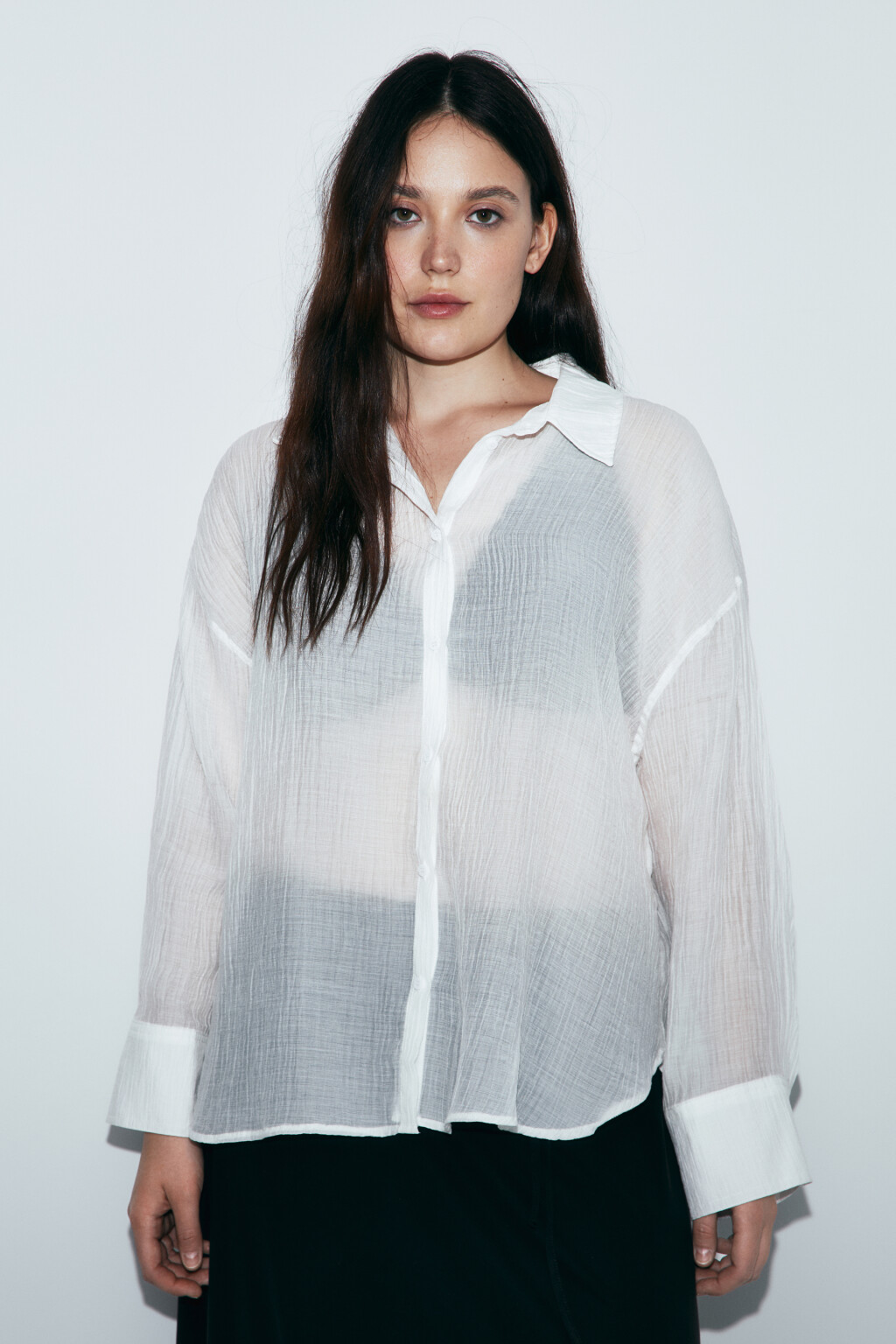 Рубашка оверсайз из фактурного лиоцелла - цвет белый - 3