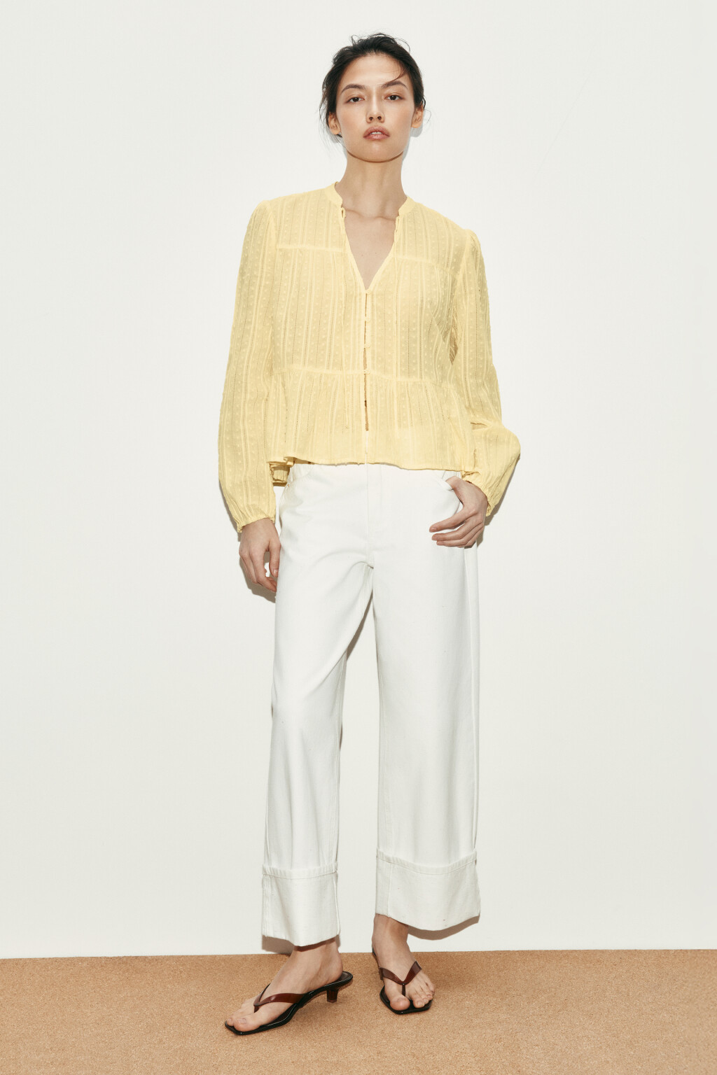 Блузка хлопковая с баской и завязками - цвет желтый - 4