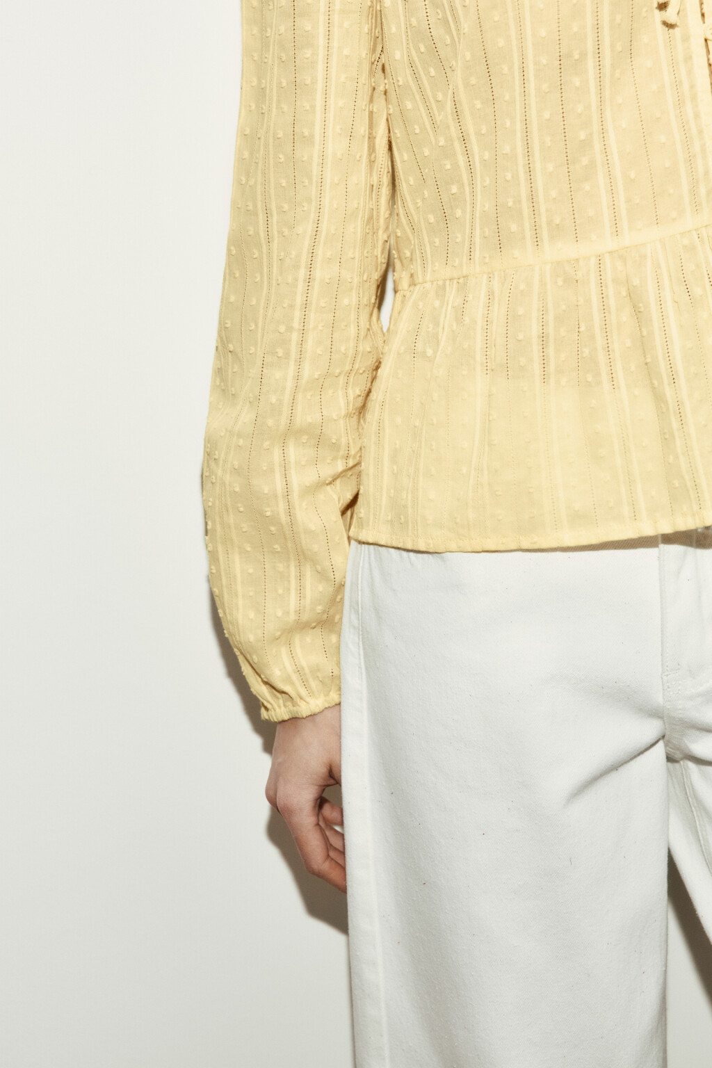 Блузка хлопковая с баской и завязками - цвет желтый - 6