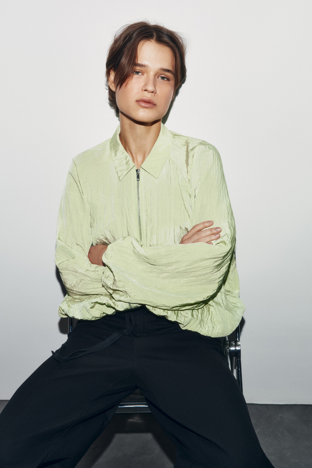 Блузка на молнии с отложным воротником - цвет зеленый - 1