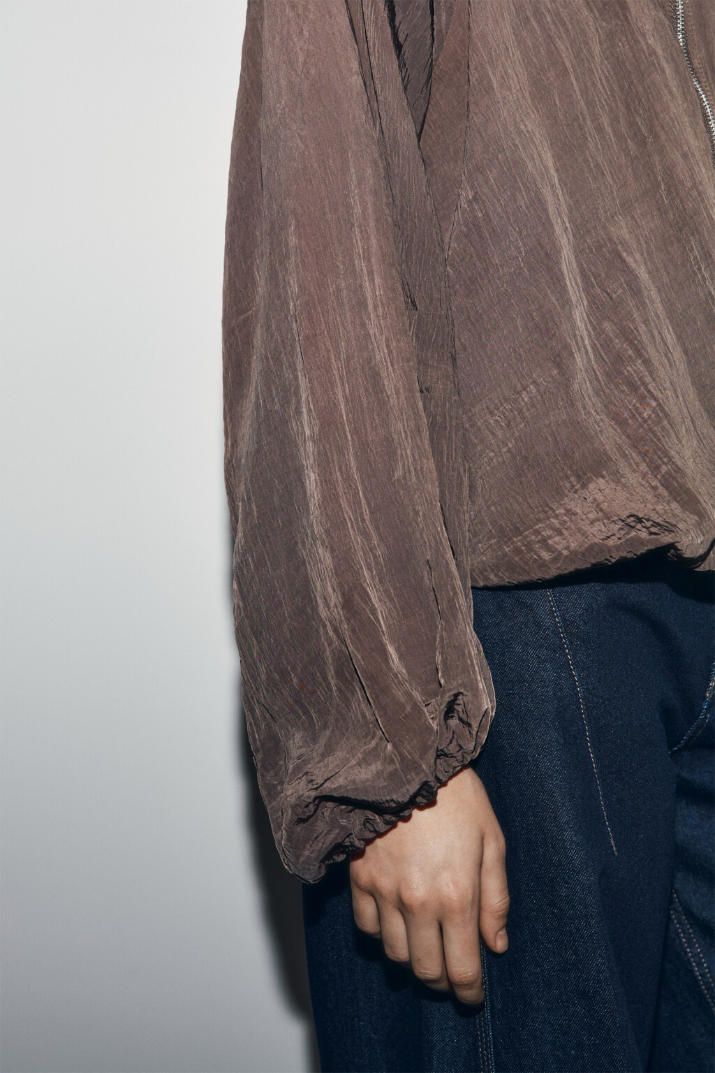 Блузка на молнии с отложным воротником - цвет коричневый - 7