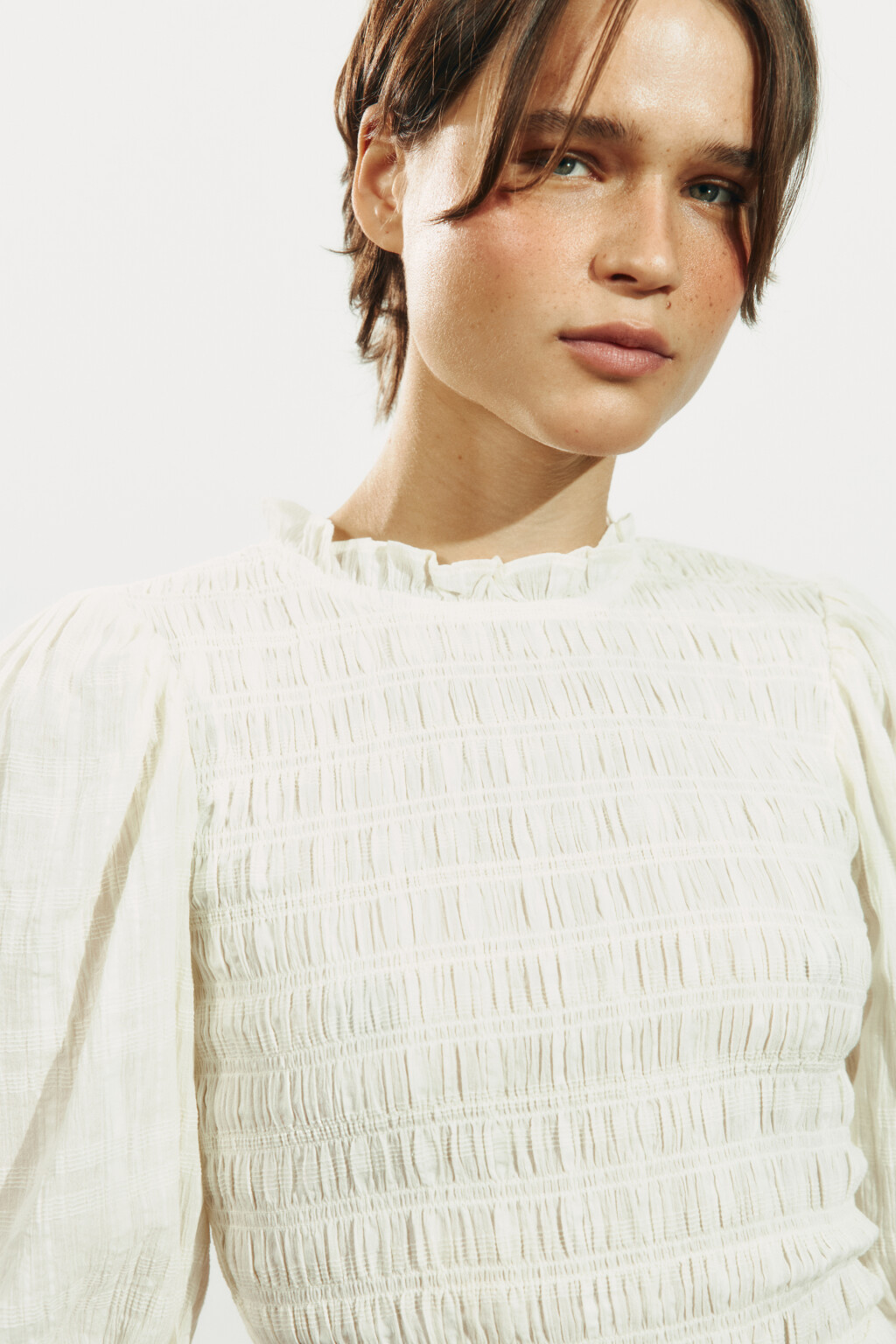 Блузка хлопковая с баской и рукавами-фонариками - цвет молочный - 6