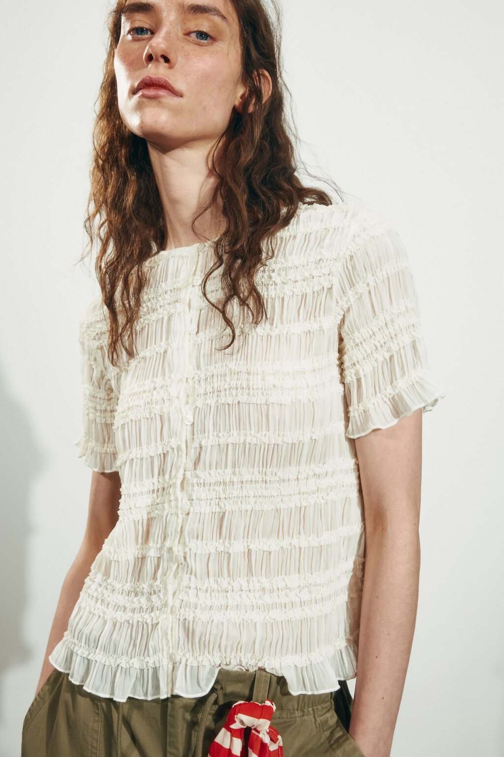 Блузка свободная ажурная с воланами - цвет молочный - 1