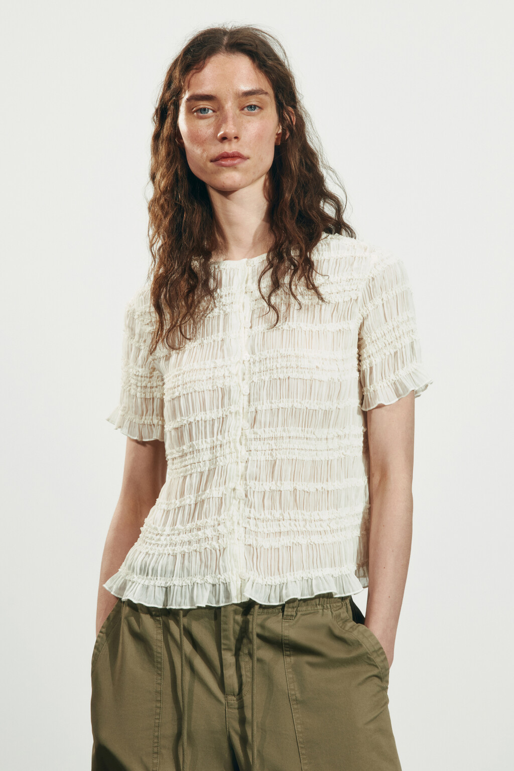 Блузка свободная ажурная с воланами - цвет молочный - 2