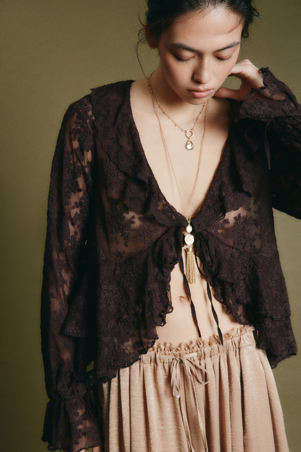 Блузка шифоновая с воланами на завязках - цвет коричневый - 1