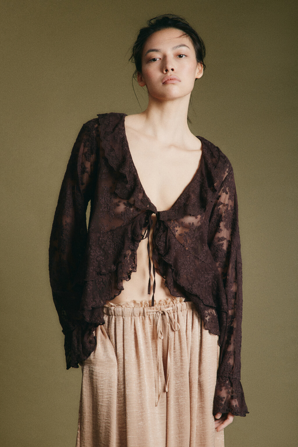 Блузка шифоновая с воланами на завязках - цвет коричневый - 3