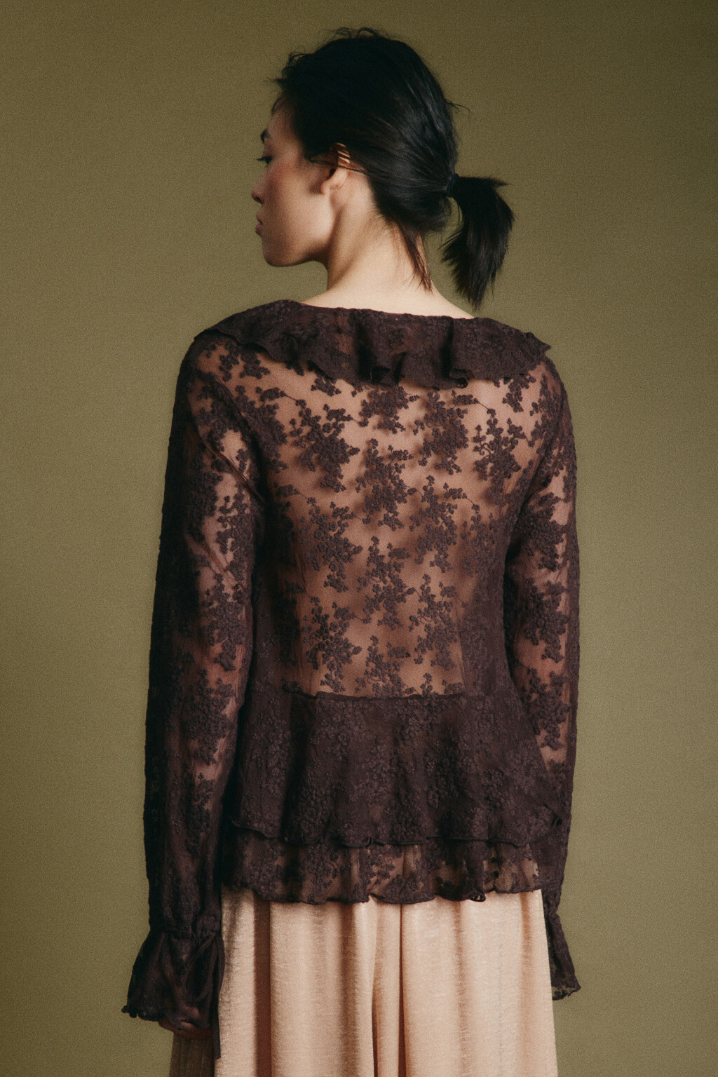 Блузка шифоновая с воланами на завязках - цвет коричневый - 4