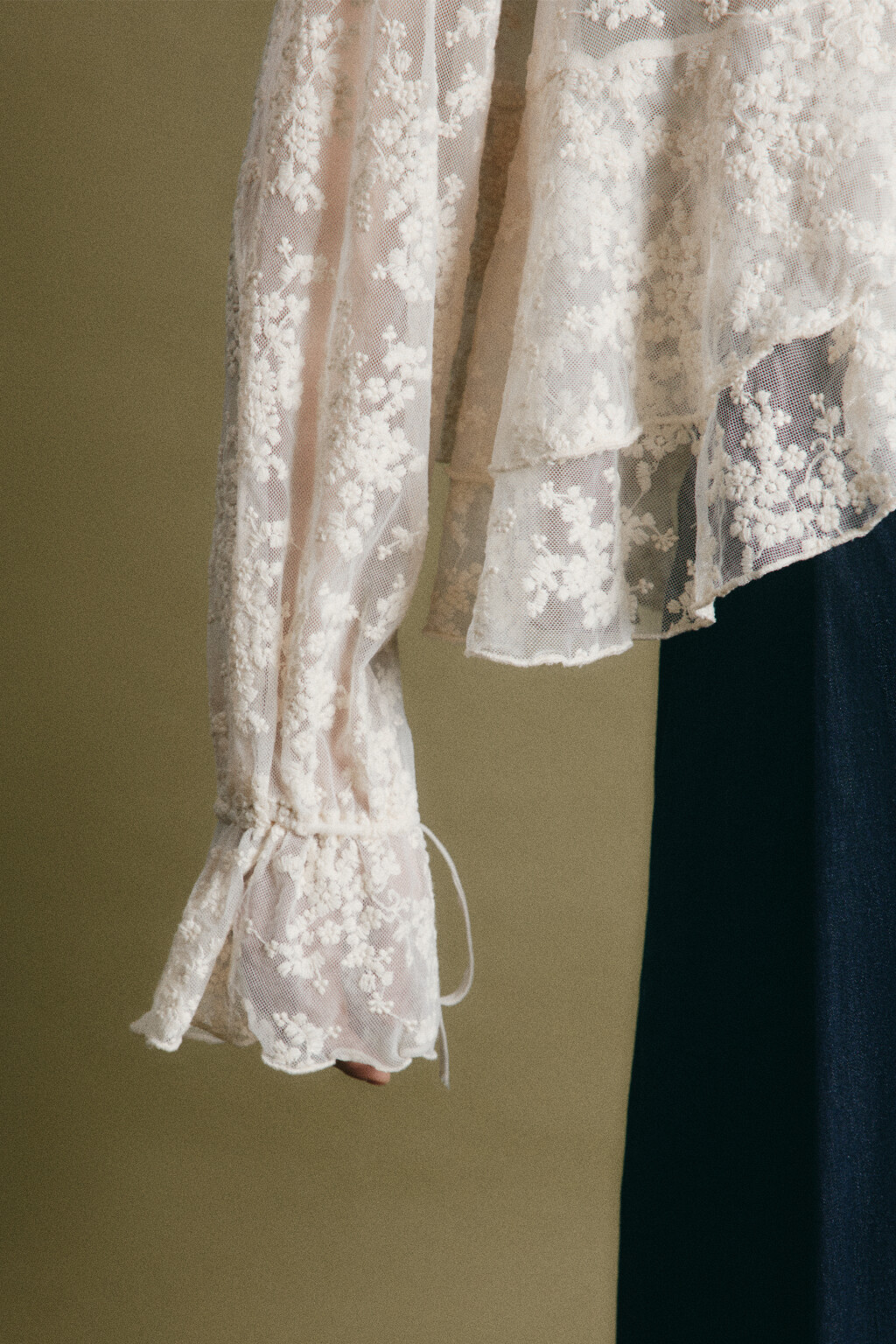 Блузка шифоновая с воланами на завязках - цвет бежевый - 6