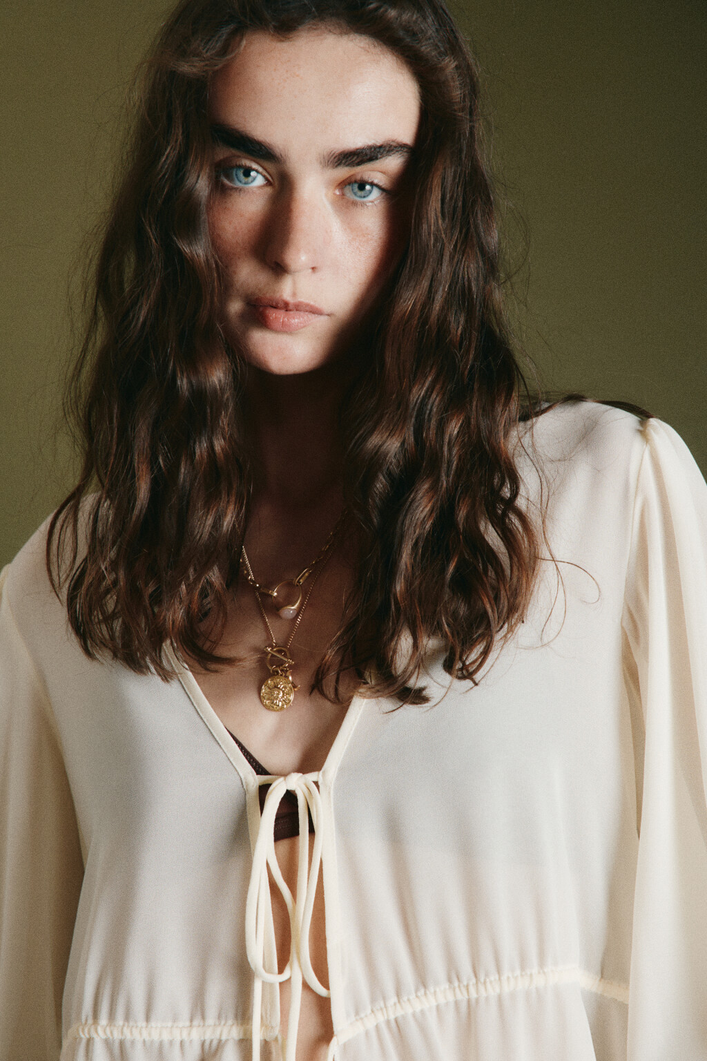 Блузка шифоновая на завязках со шлейфом - цвет молочный - 6