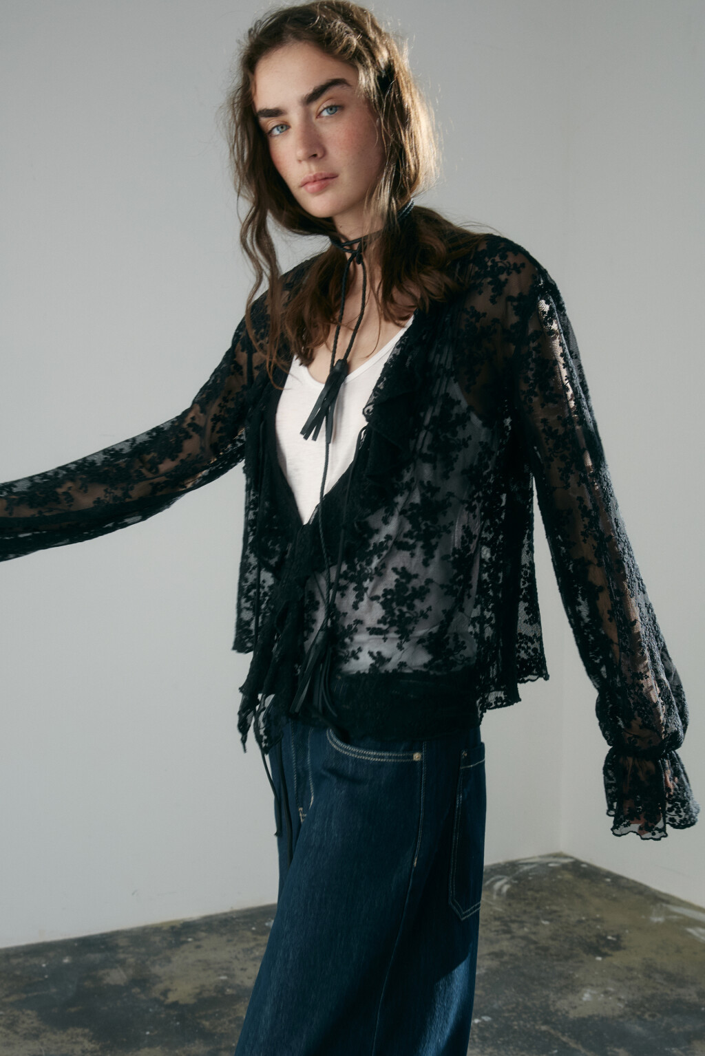 Блузка кружевная на шнуровке - цвет черный - 1