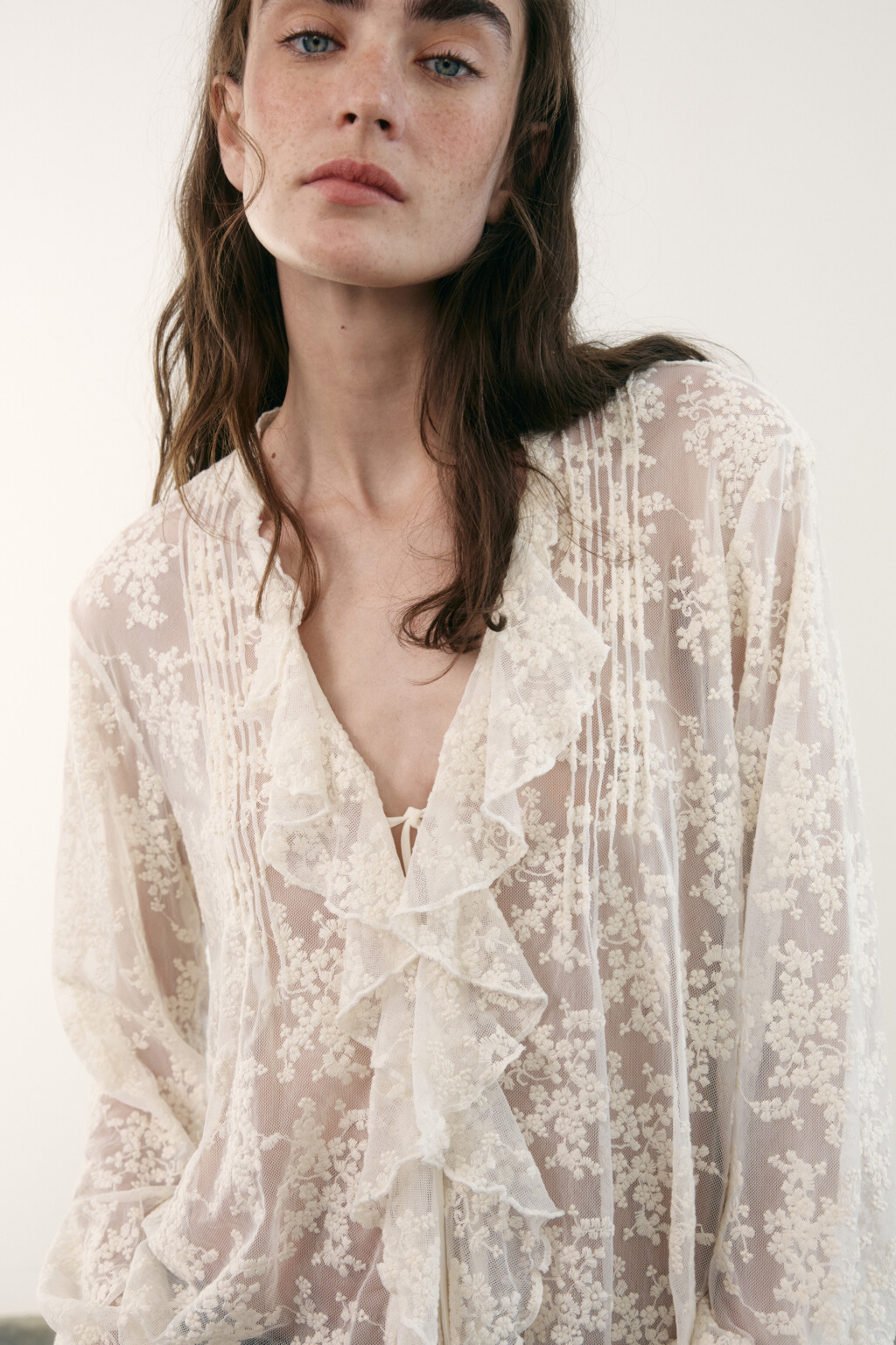 Блузка кружевная на шнуровке - цвет молочный - 8