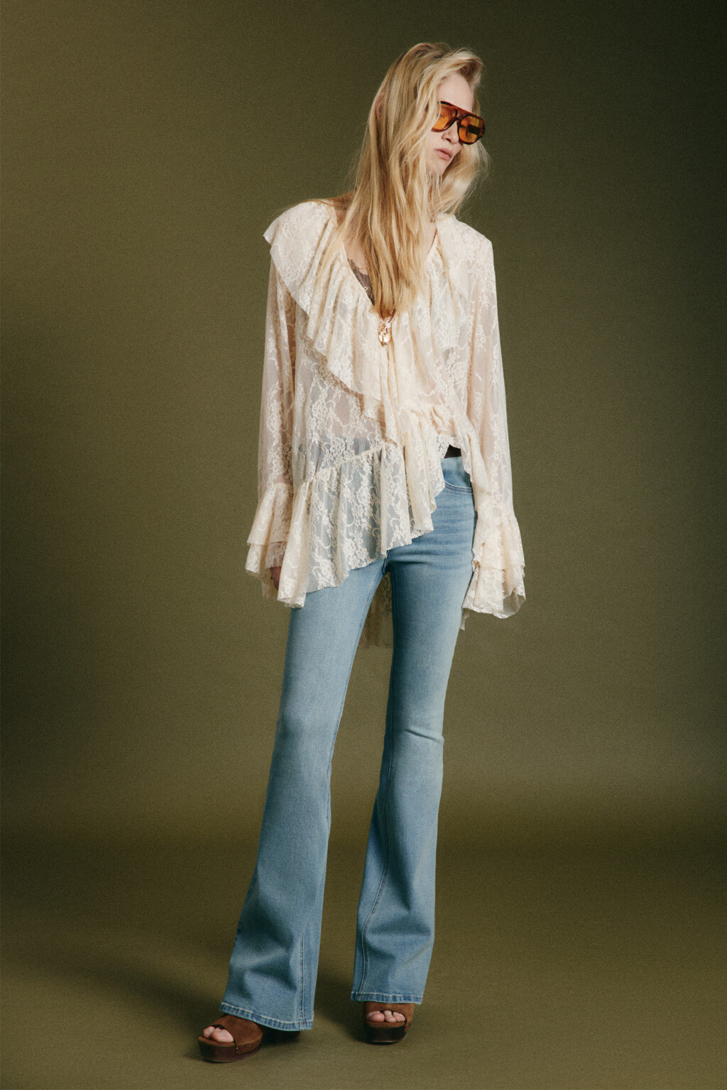 Блузка-туника кружевная с воланами - цвет молочный - 6
