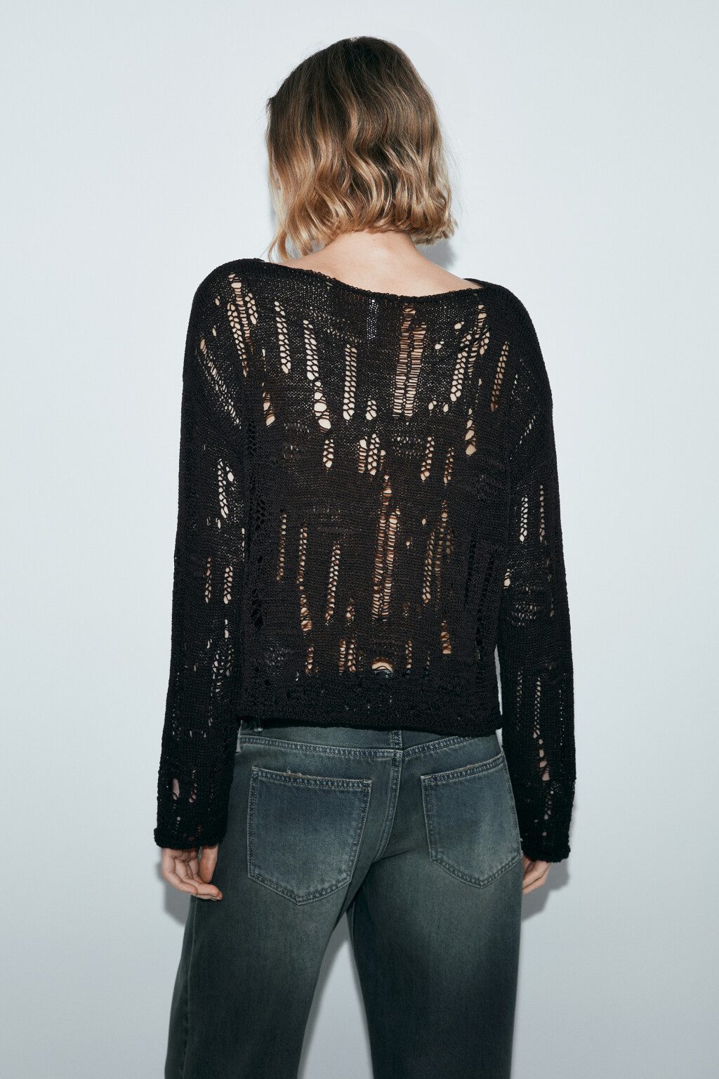 Джемпер вязаный рваный - цвет коричневый - 4