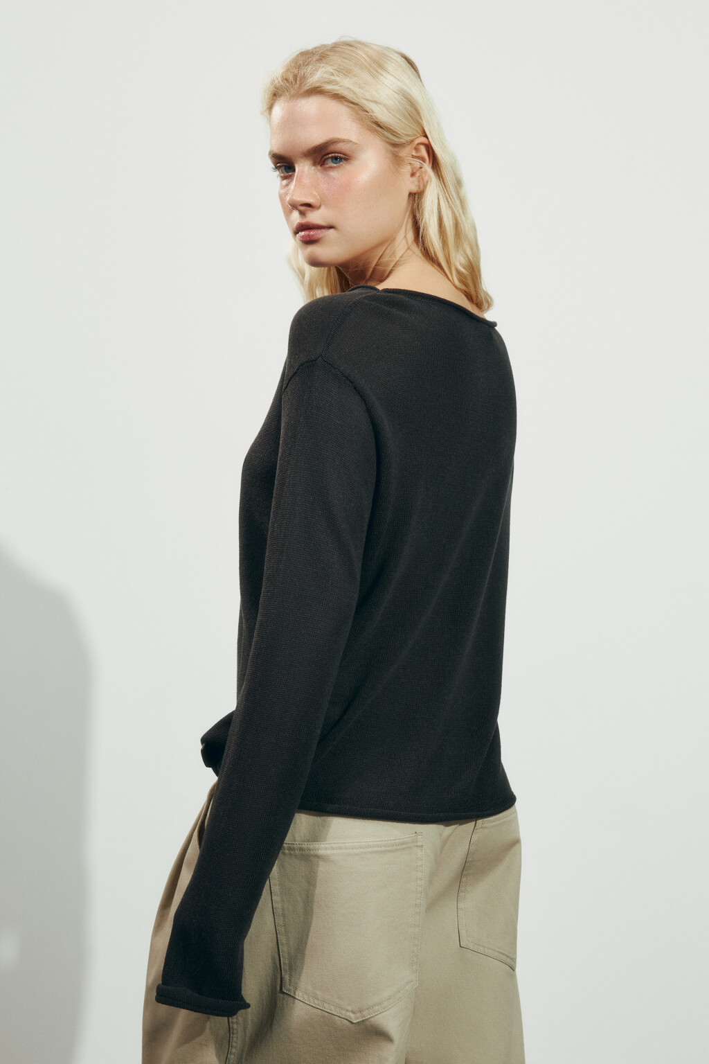 Джемпер вязаный со льном и лиоцеллом - цвет серый - 4