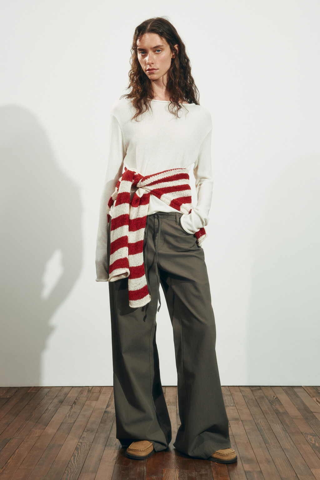 Джемпер вязаный со льном и лиоцеллом - цвет молочный - 4