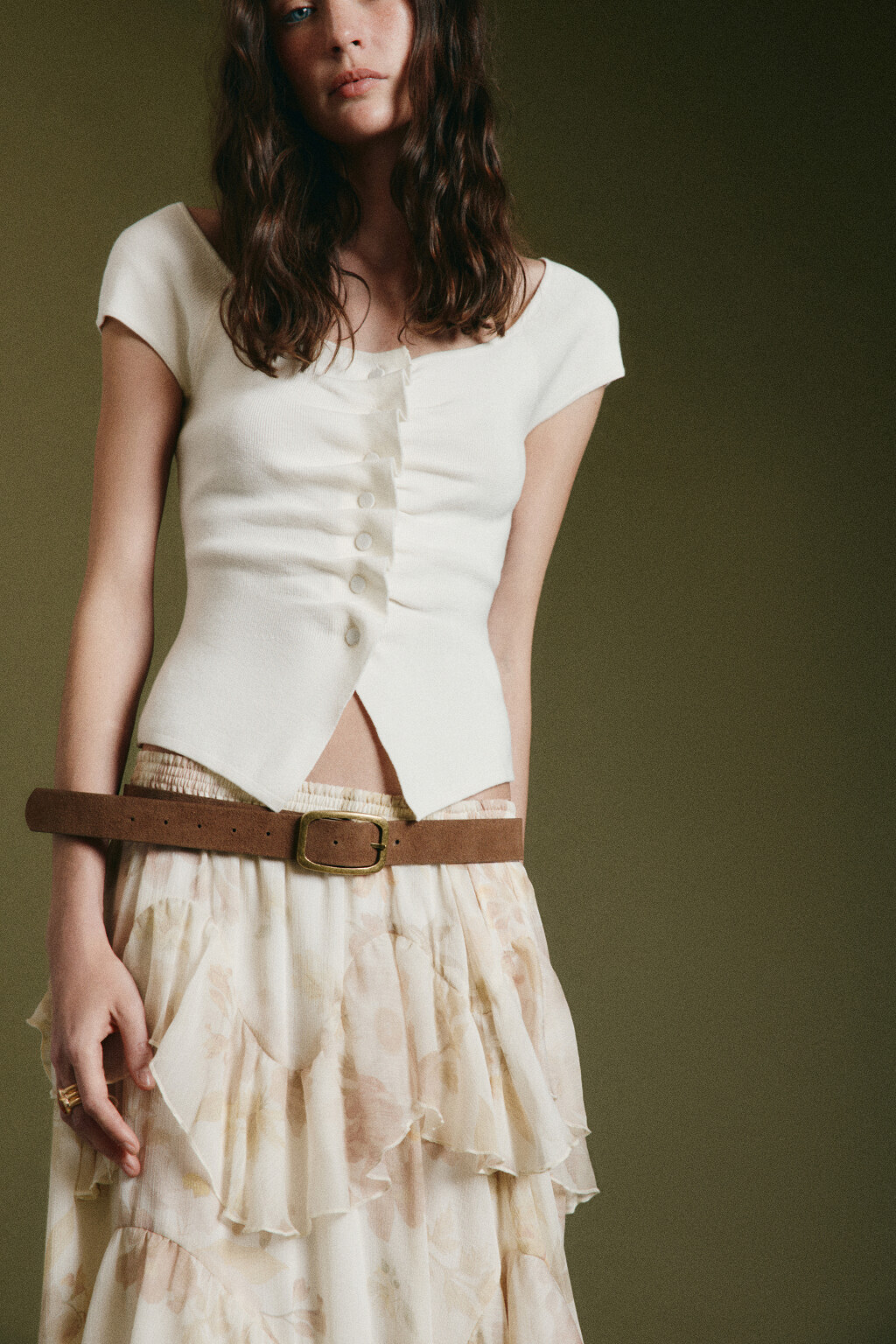 Блузка вязаная с короткими рукавами и сборкой - цвет молочный - 1