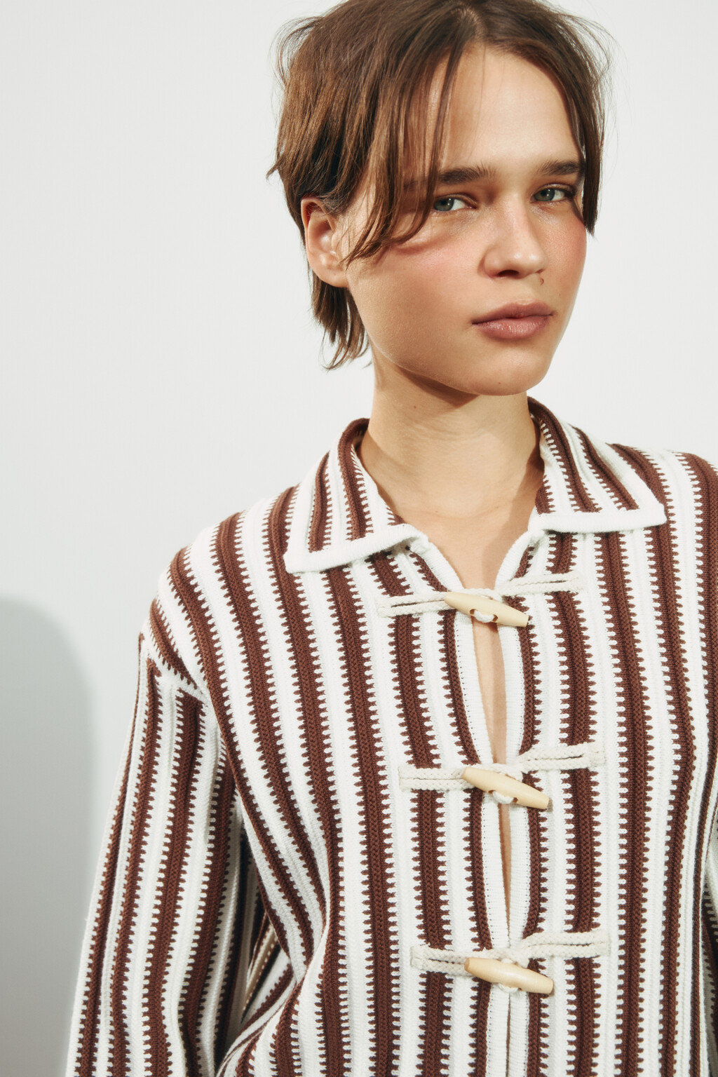 Кардиган вязаный oversize в полоску - цвет коричневый - 6