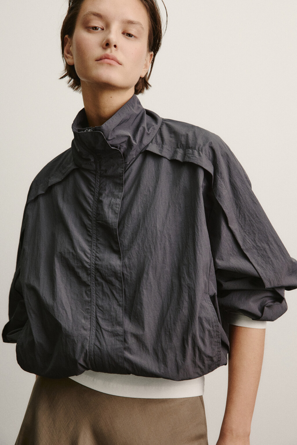 Куртка-ветровка с воротником-стойкой - цвет серый - 1