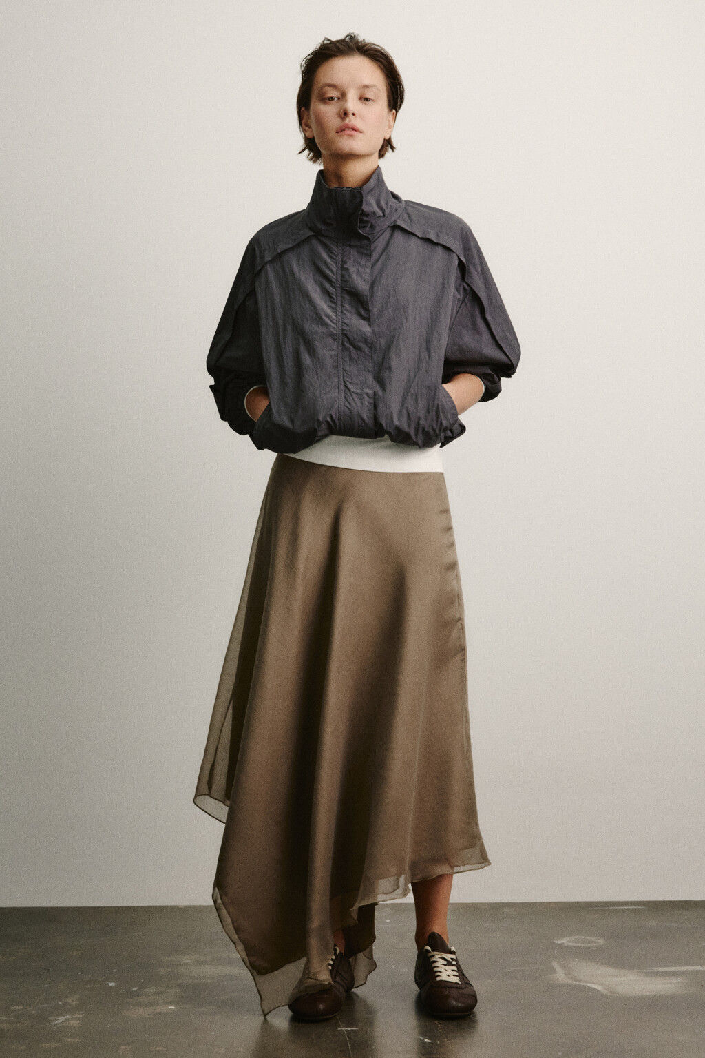 Куртка-ветровка с воротником-стойкой - цвет серый - 4