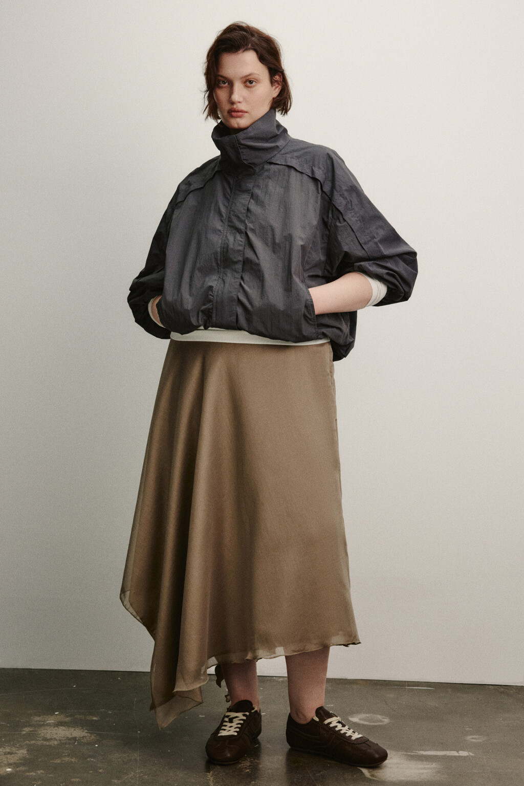 Куртка-ветровка с воротником-стойкой - цвет серый - 2