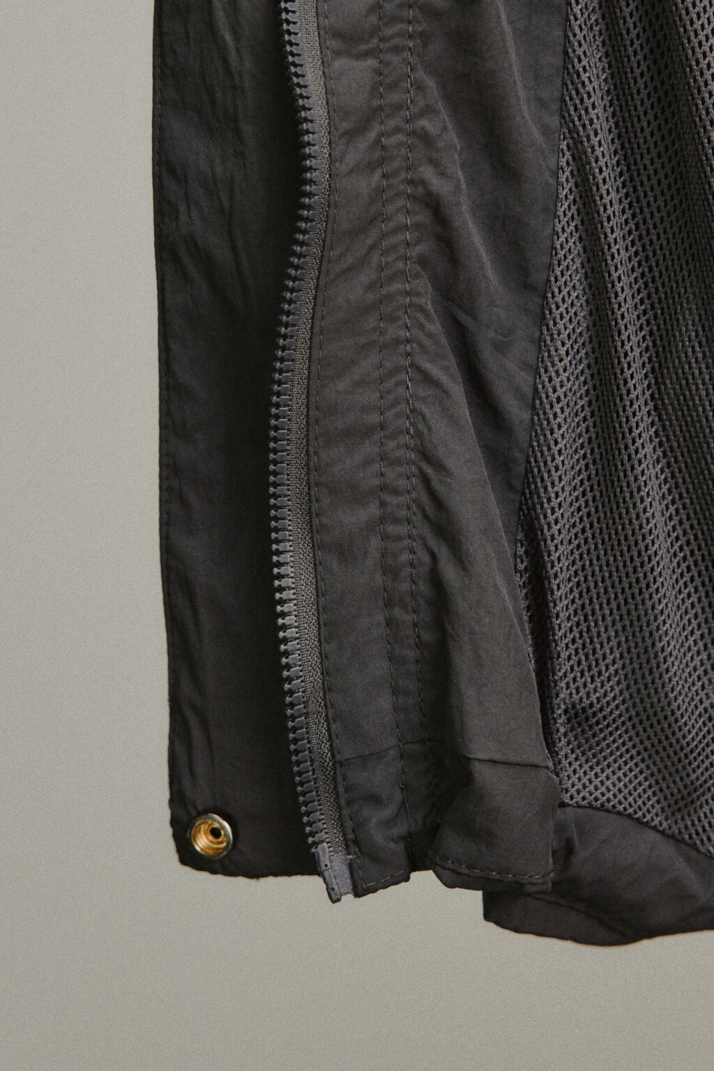 Куртка-ветровка с воротником-стойкой - цвет серый - 8