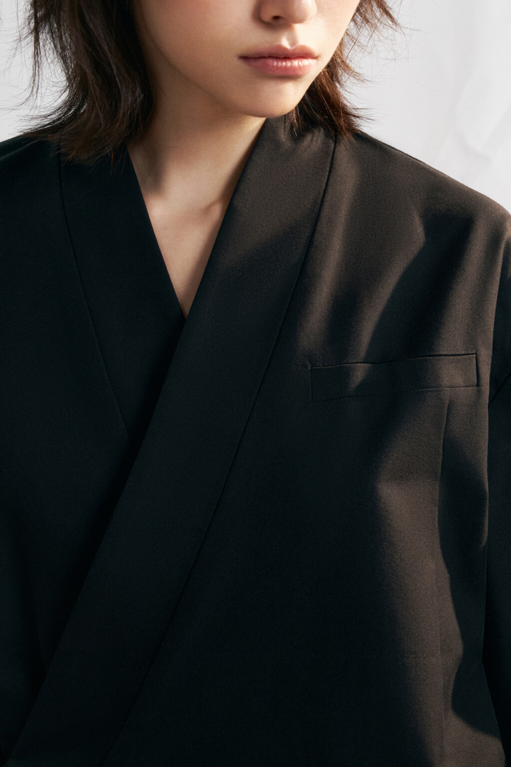 Куртка-кимоно на завязках хлопковая с лиоцеллом - цвет черный - 5