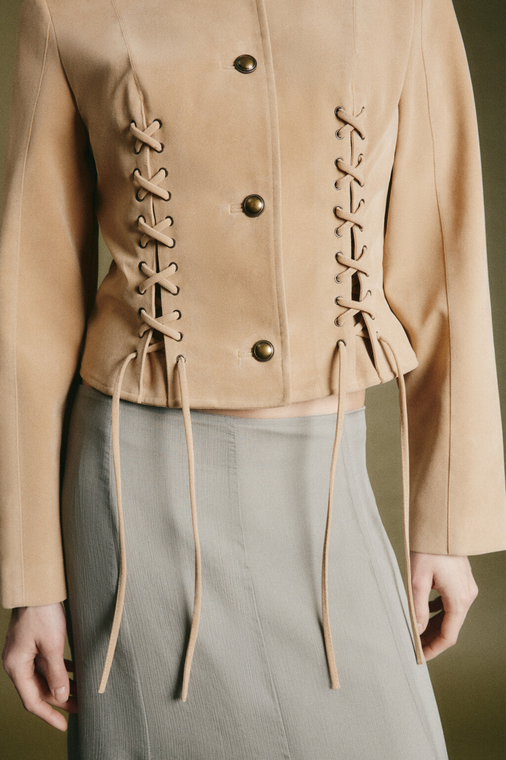 Куртка с замшевой фактурой и шнуровкой без капюшона - цвет коричневый - 6