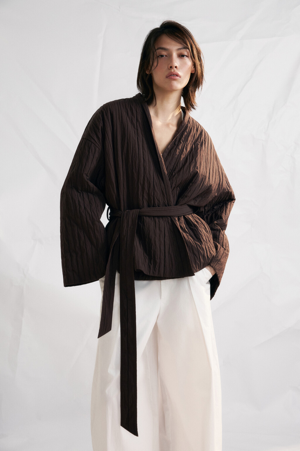 Куртка-кимоно стеганая утепленная без капюшона - цвет коричневый - 1