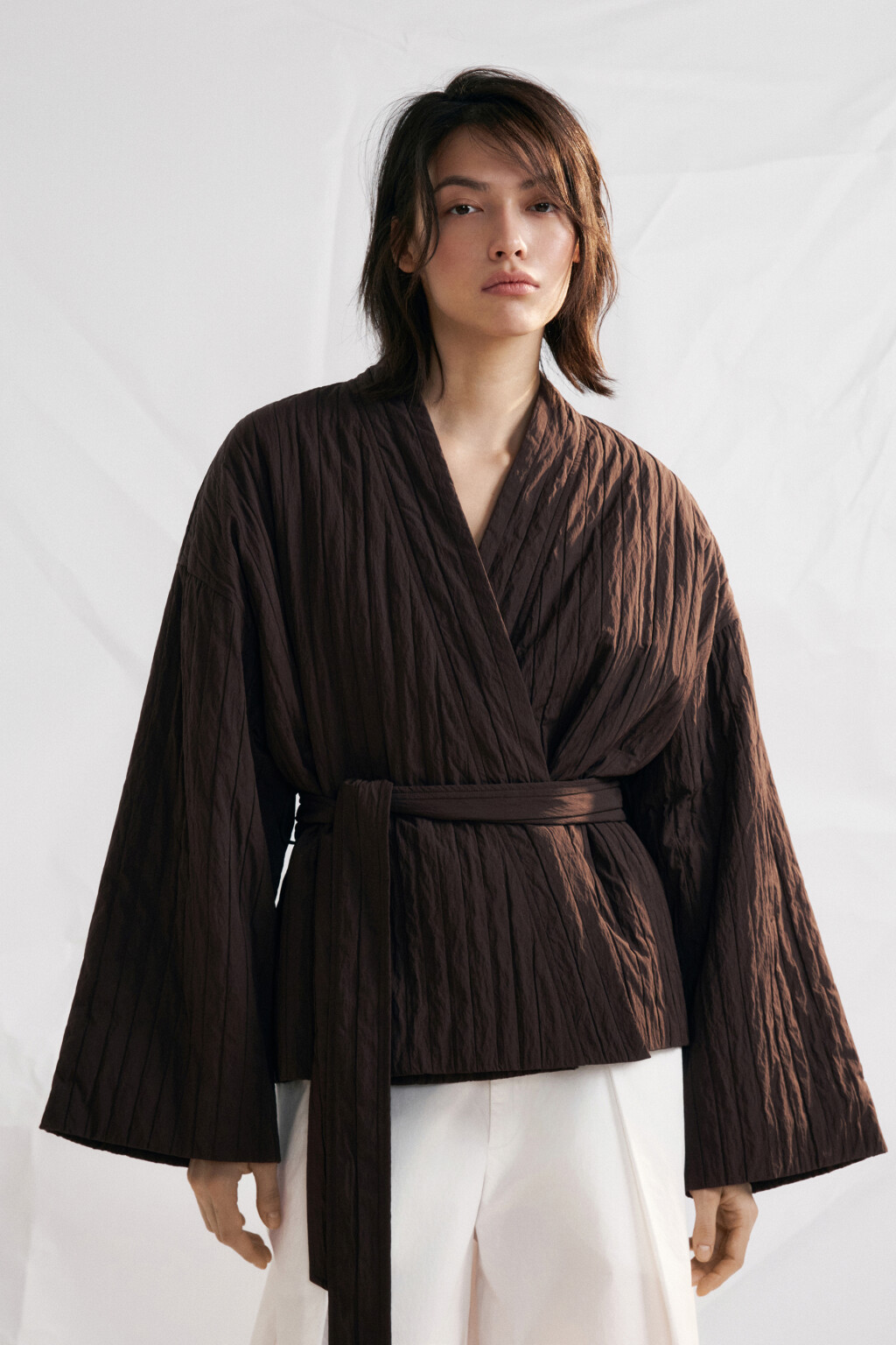 Куртка-кимоно стеганая утепленная без капюшона - цвет коричневый - 2