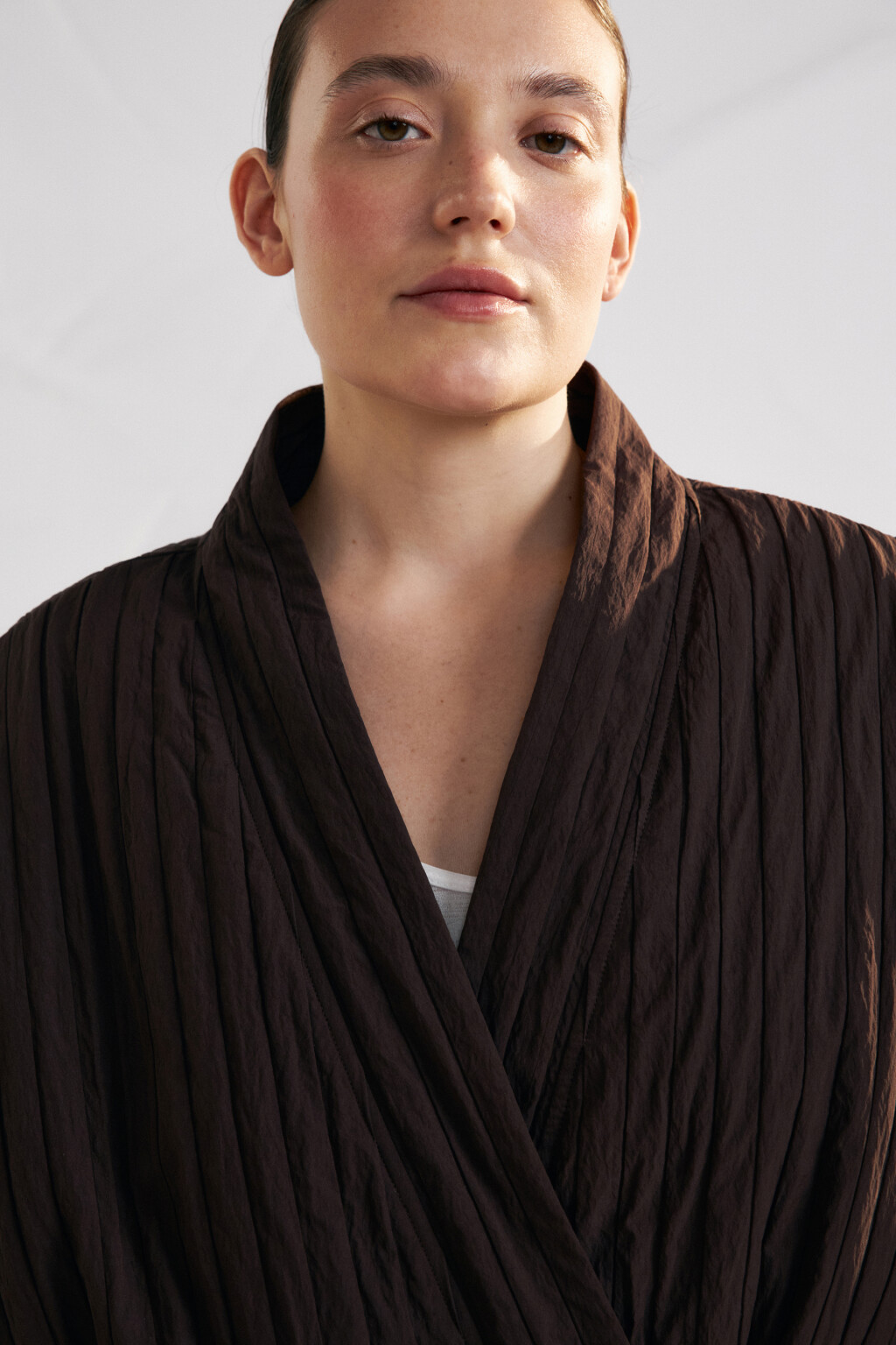 Куртка-кимоно стеганая утепленная без капюшона - цвет коричневый - 6