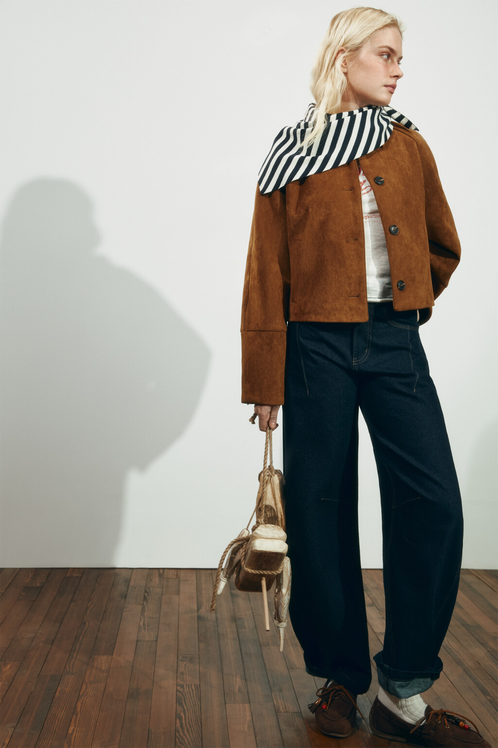 Куртка-рубашка с замшевой фактурой укороченная - цвет коричневый - 2