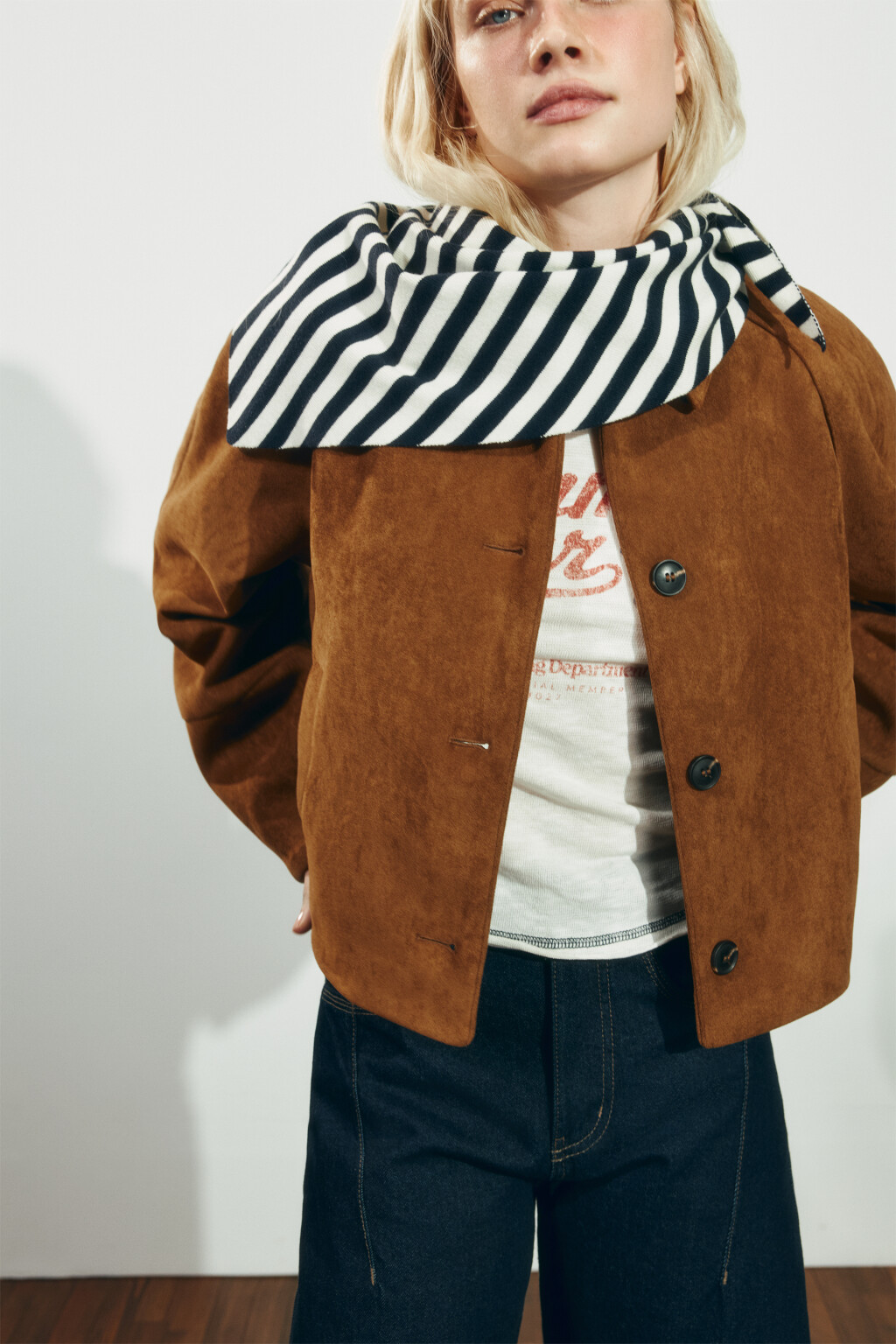 Куртка-рубашка с замшевой фактурой укороченная - цвет коричневый - 3