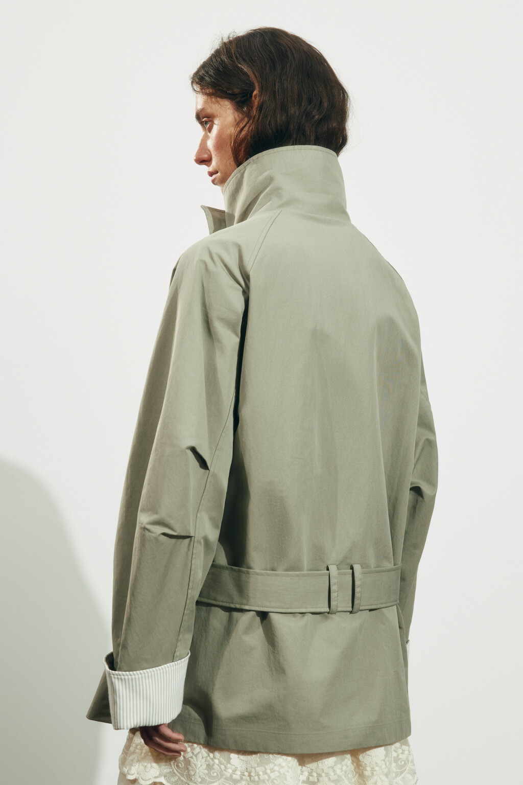 Плащ-тренчкот без капюшона с подворотами - цвет зеленый - 5