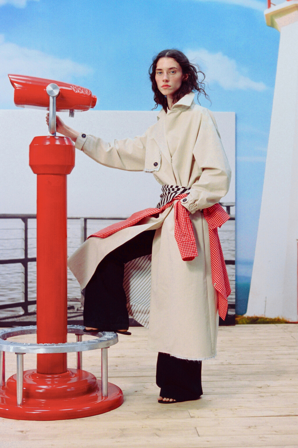 Плащ-тренчкот текстильный с кокеткой без капюшона - цвет бежевый - 1