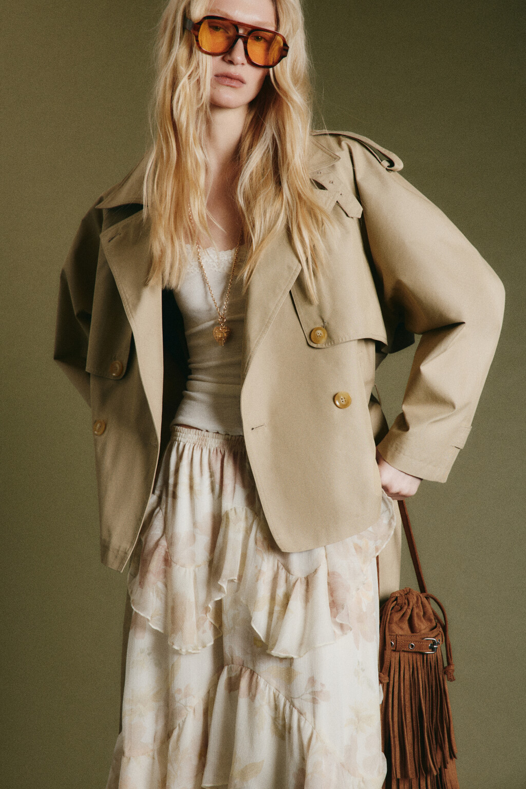 Плащ-тренчкот укороченный с пелериной - цвет коричневый - 1