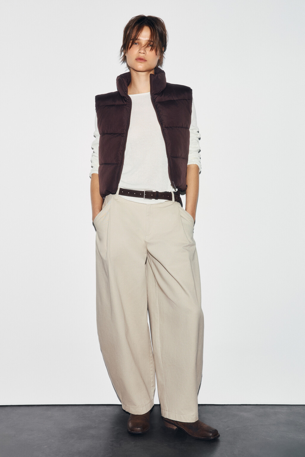 Жилет стеганый утепленный с воротником-стойкой - цвет коричневый - 5