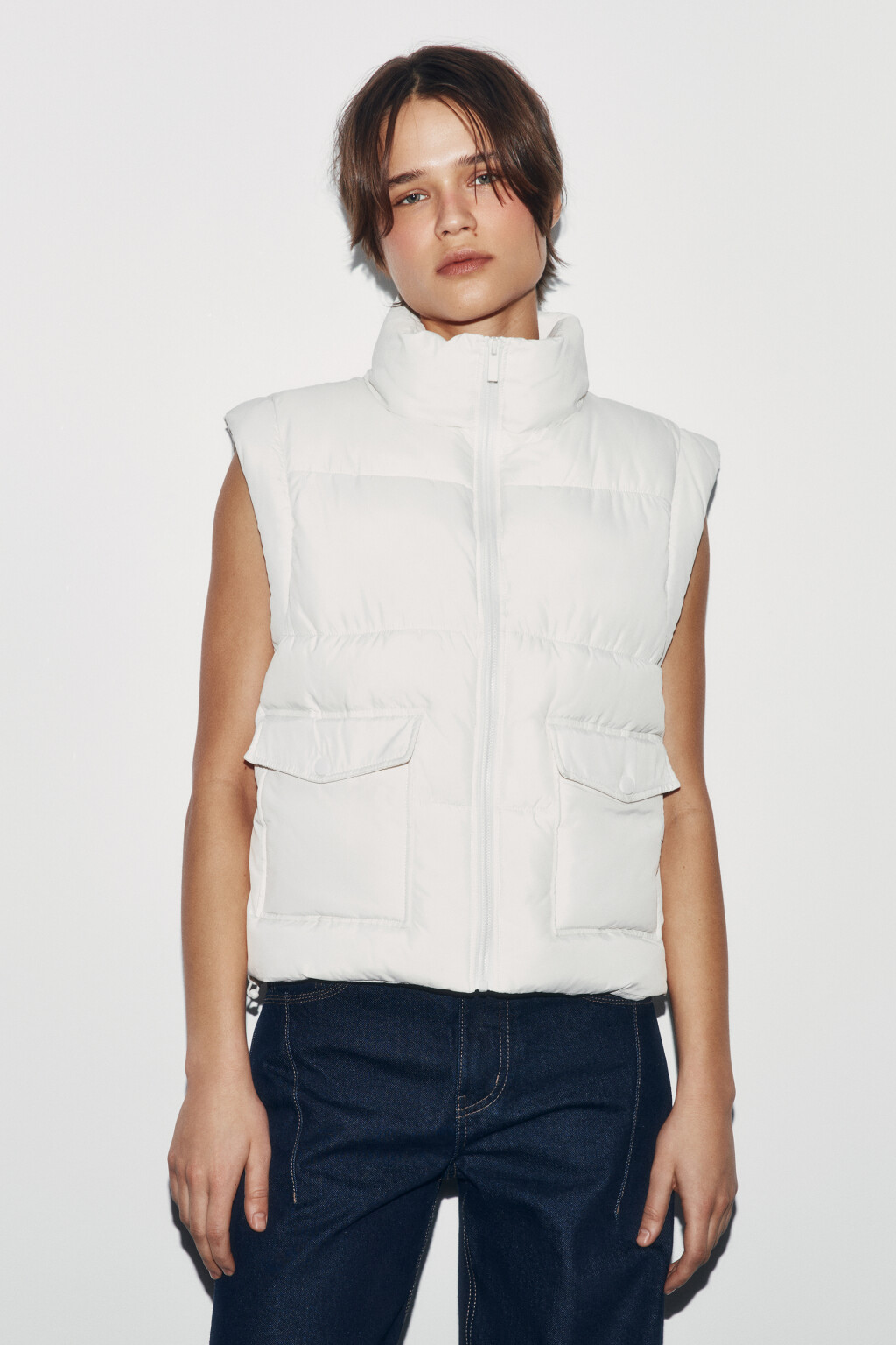 Жилет стеганый утепленный с воротником-стойкой - цвет молочный - 2