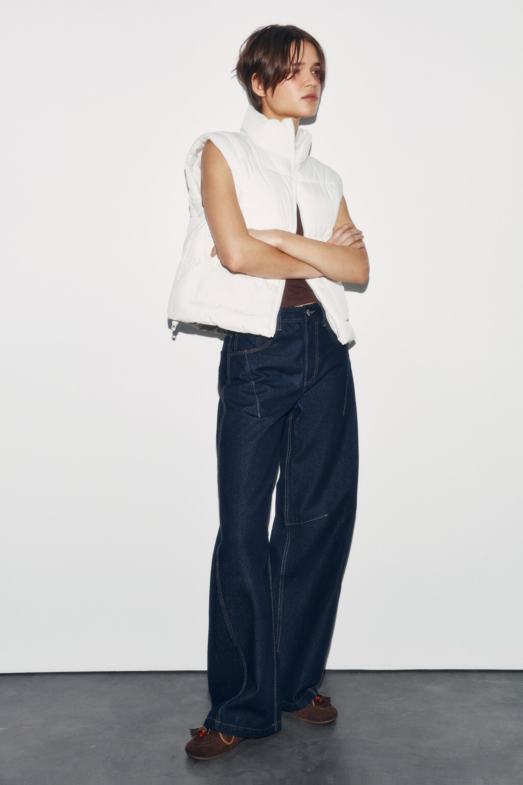 Жилет стеганый утепленный с воротником-стойкой - цвет молочный - 4