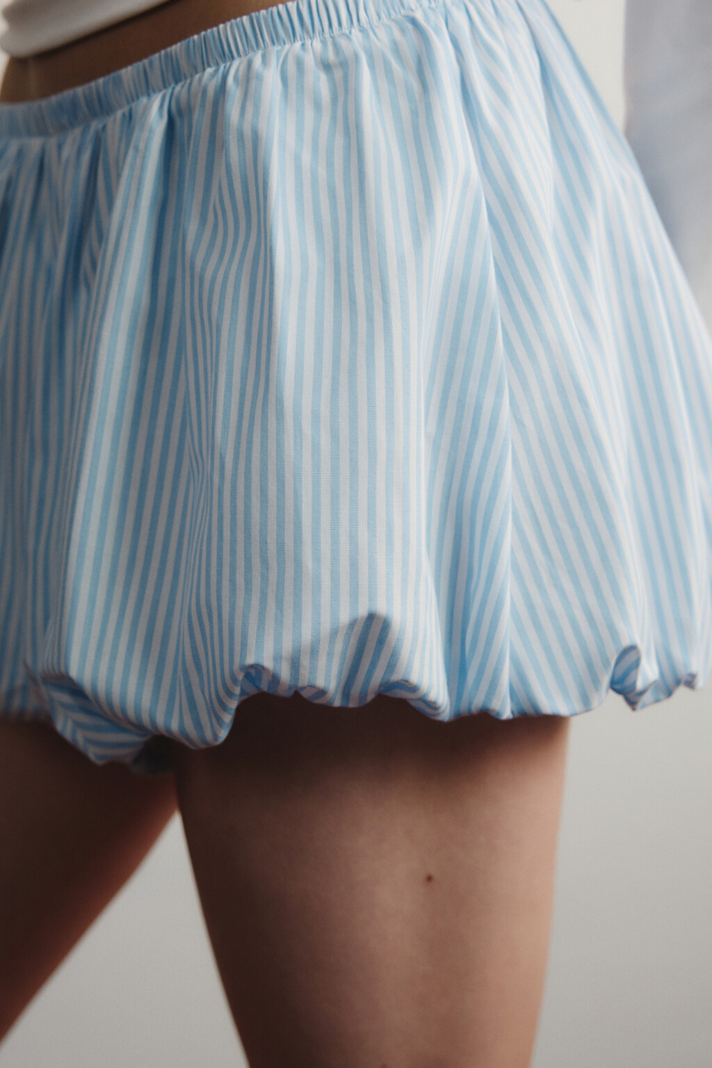 Шорты домашние хлопковые в полоску со средней посадкой - цвет голубой - 6