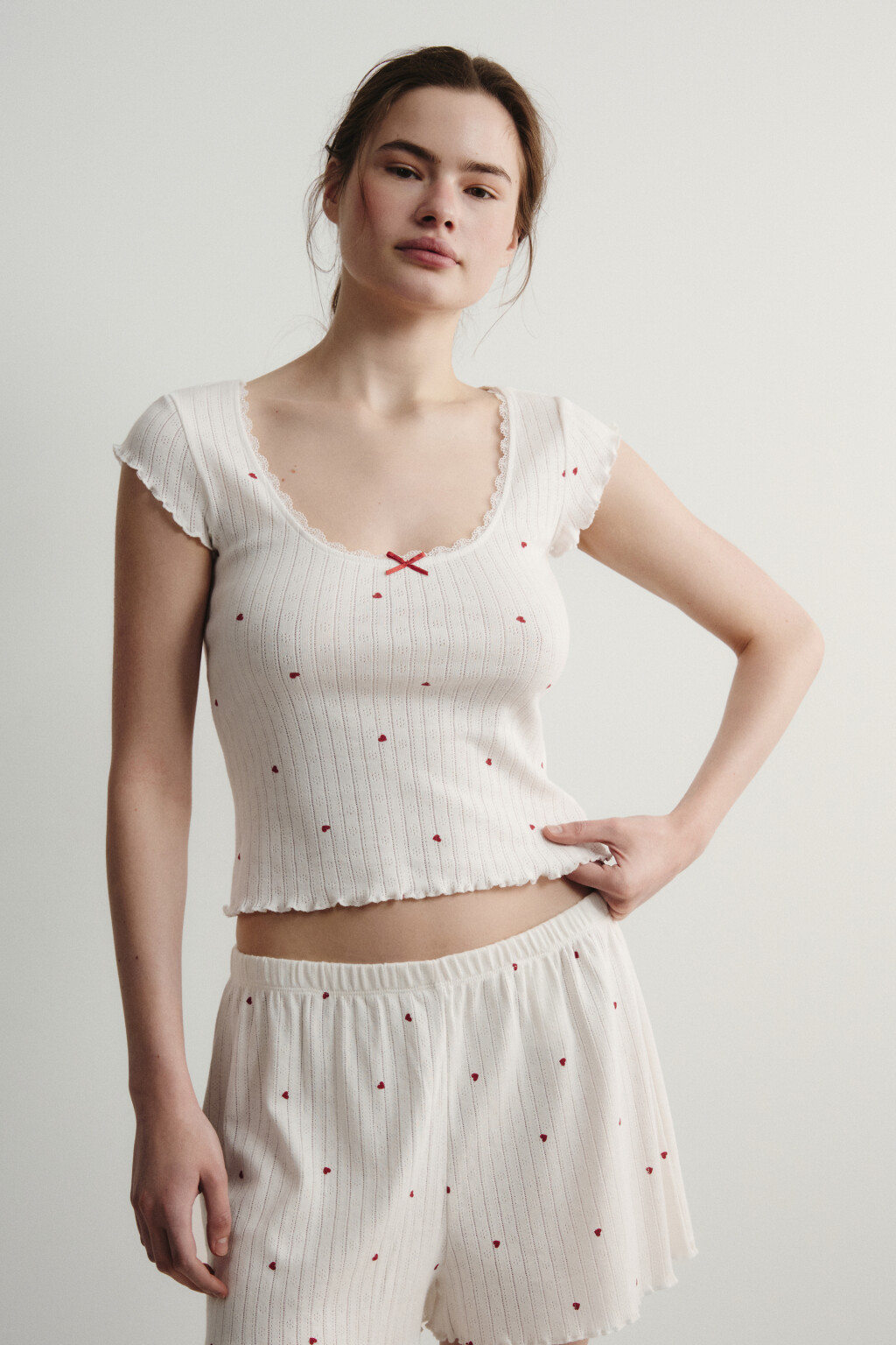 Футболка домашняя приталенная хлопковая ажурная - цвет красный - 2